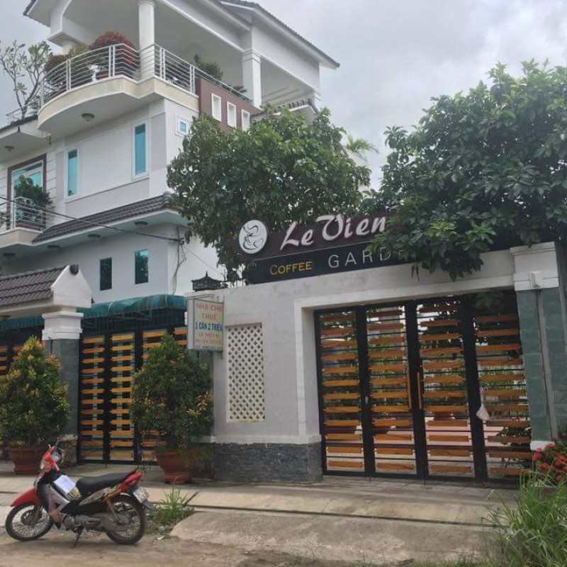 BÁN GẤP BIỆT THỰ KÈM DÃY TRỌ HÓC MÔN